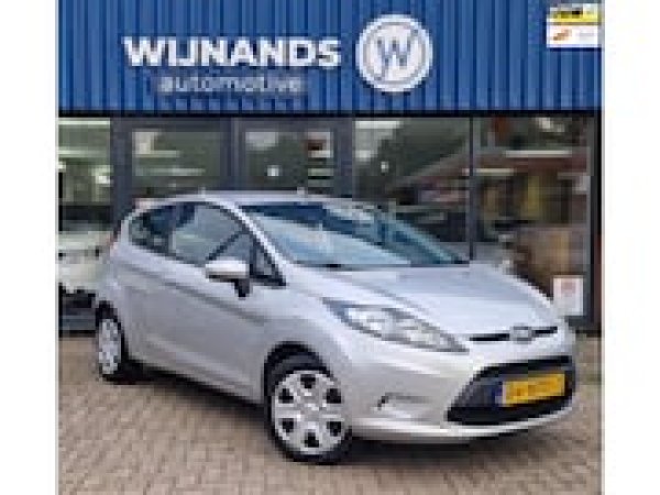 Ford Fiesta 1.4 Trend 2010 - voorkant
