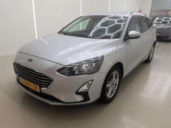 Ford Focus 1.0 EcoBoost Trend Edition Business 2020 - voorkant