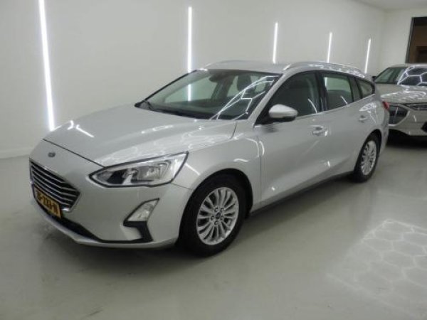 Ford Focus 1.5 EcoBlue Titanium Business 2019 - voorkant