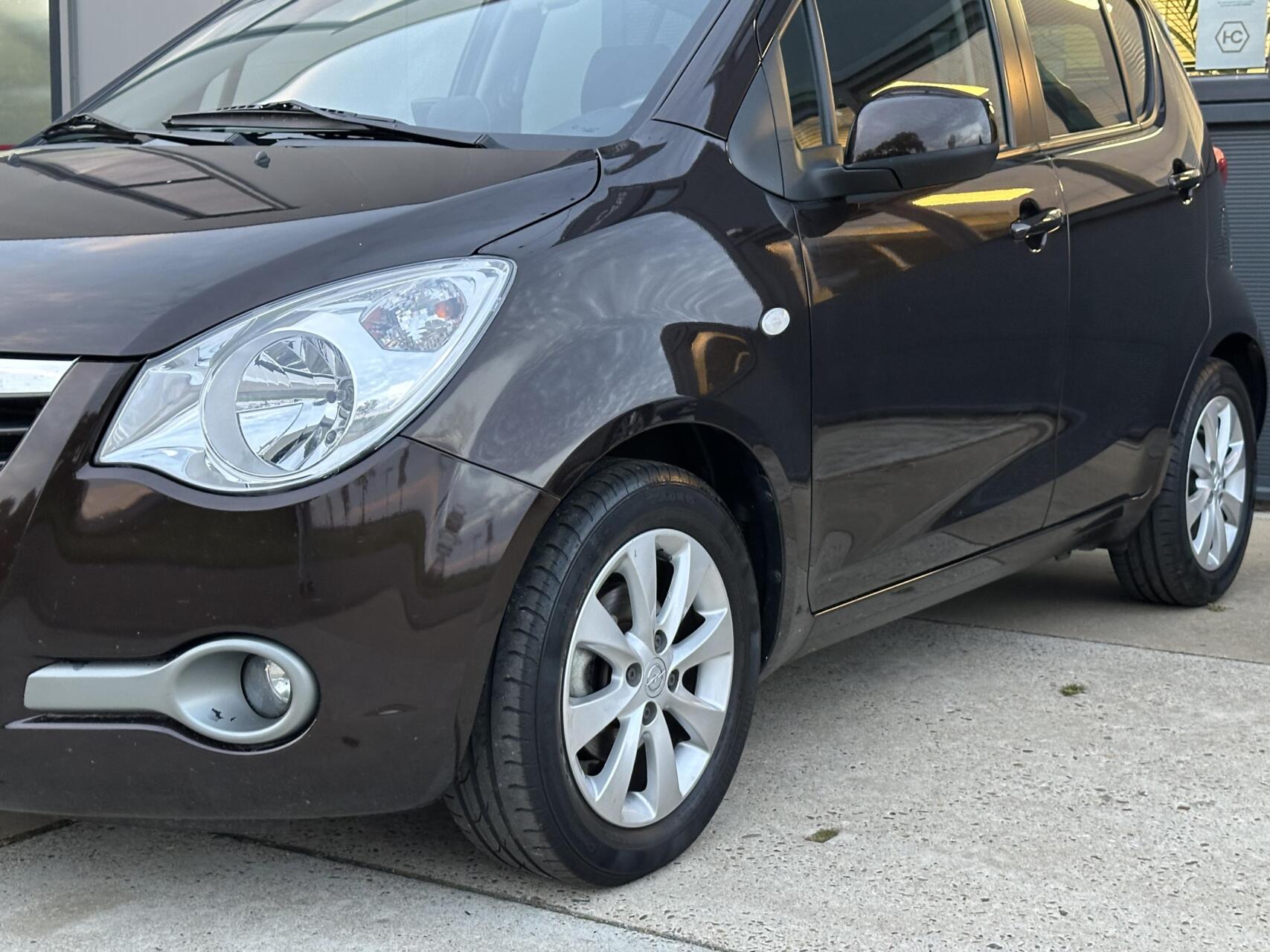 Foto van Opel Agila