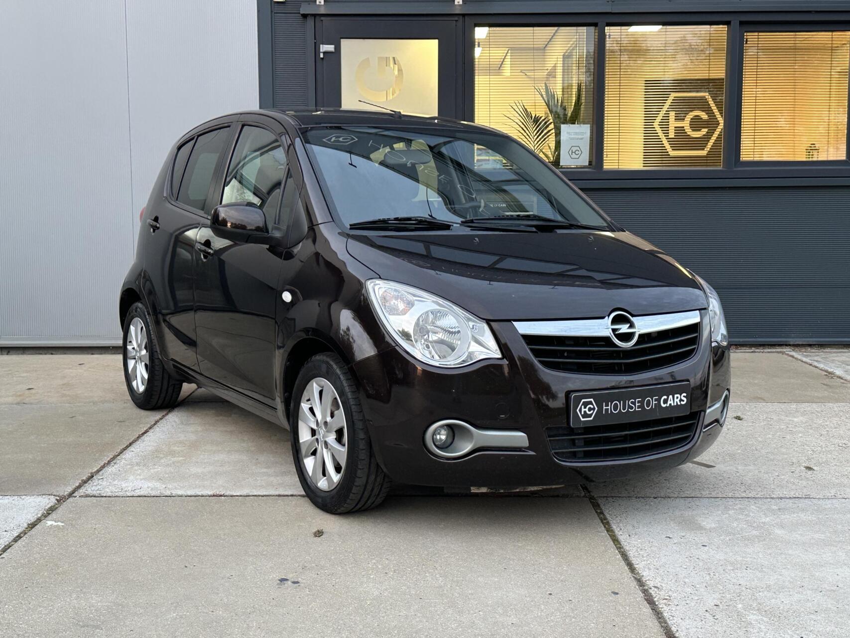 Opel Agila 1.0 Berlin+ 5-Deurs Airco 1e Eigenaar NAP 2013 - voorkant
