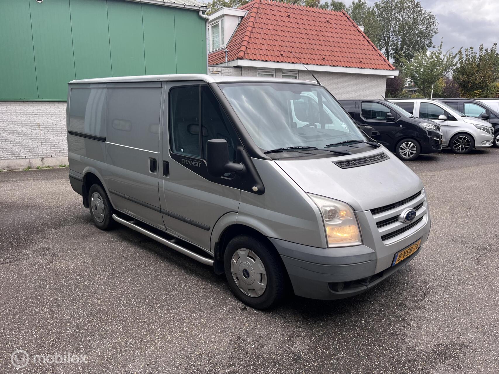 Foto van Ford Transit 260s Van 85dpf LR 4.23