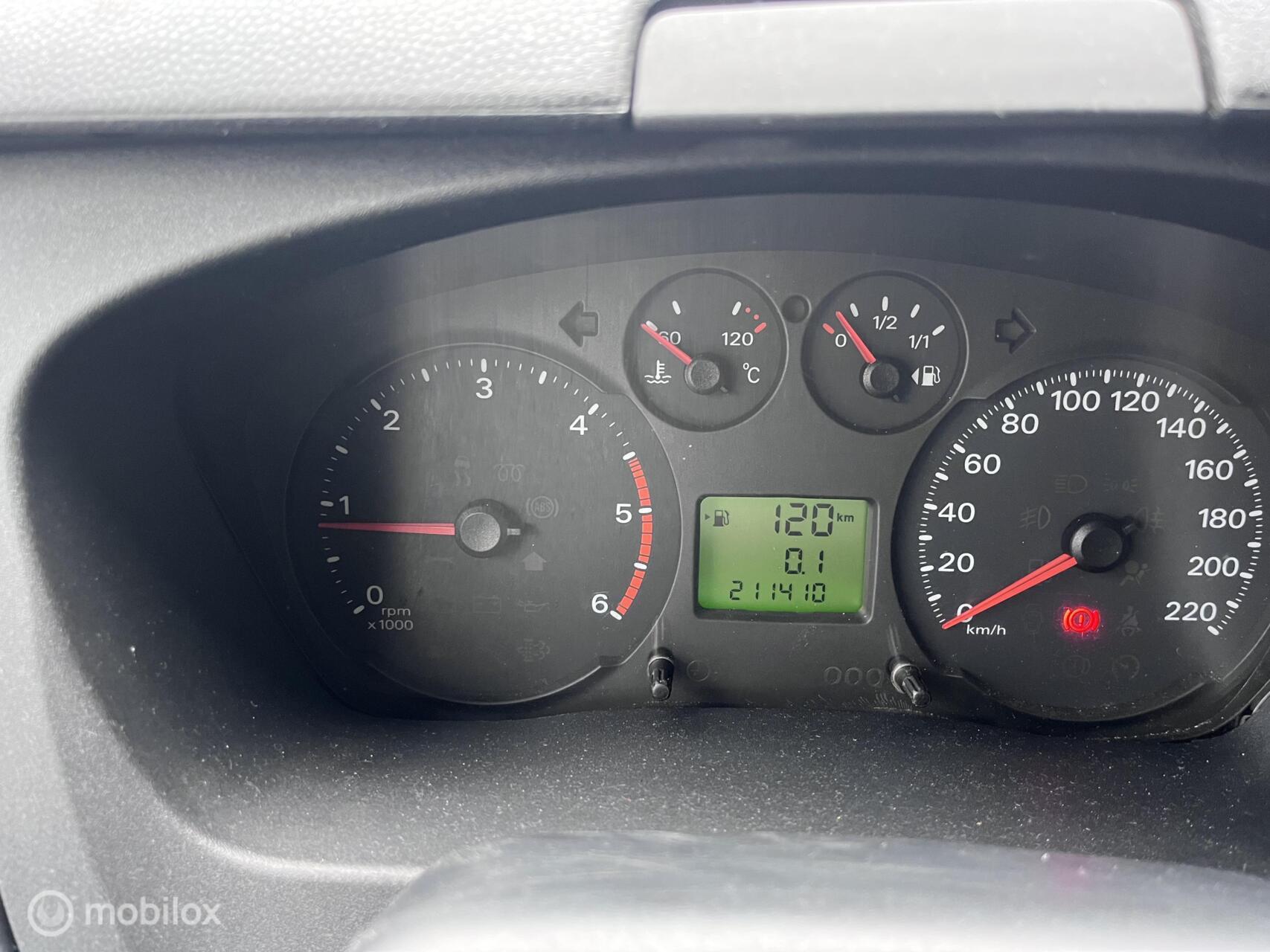 Foto van Ford Transit 260s Van 85dpf LR 4.23