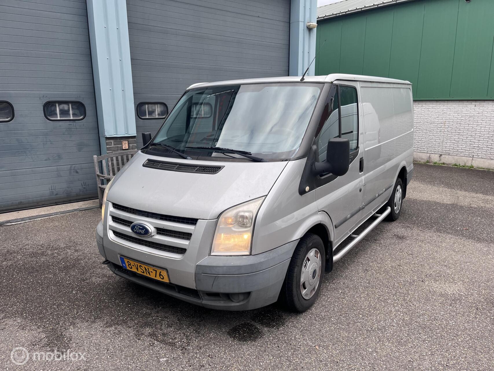 Foto van Ford Transit 260s Van 85dpf LR 4.23