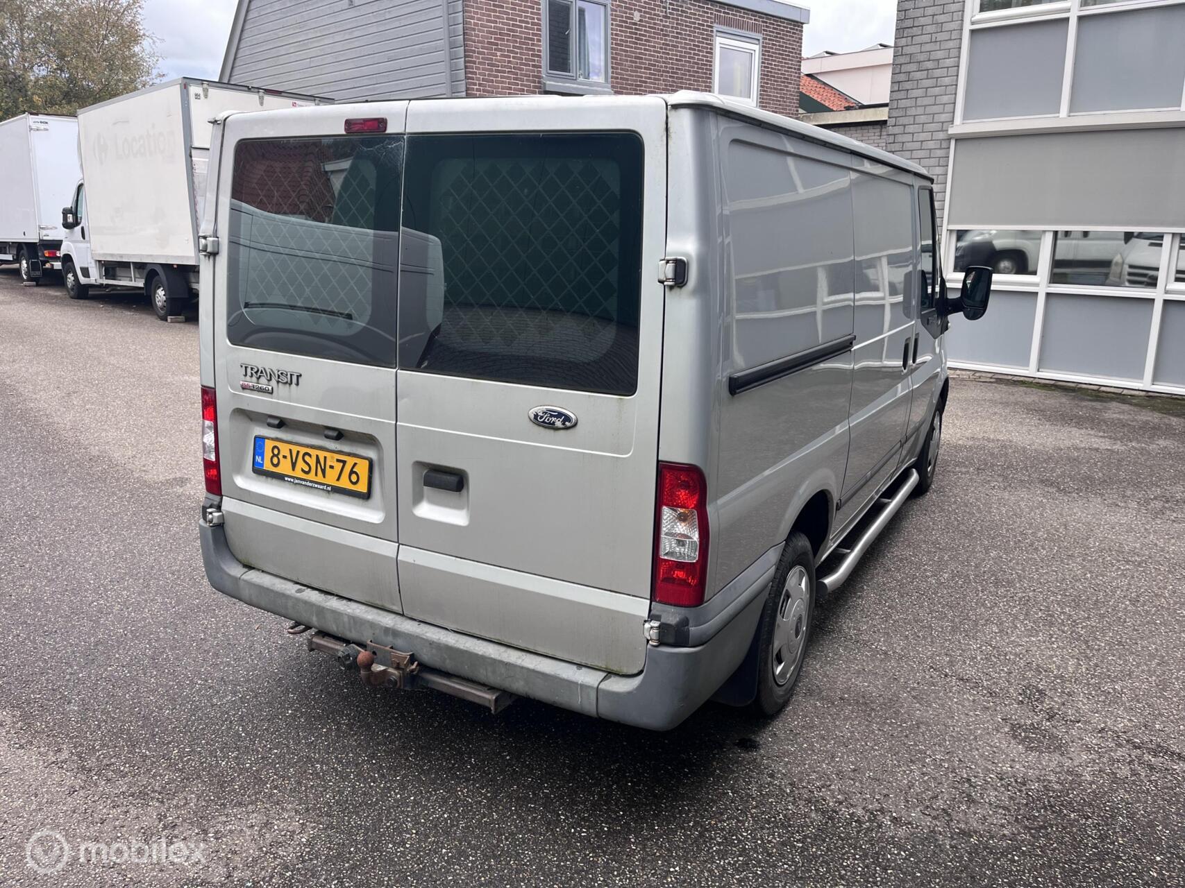 Foto van Ford Transit 260s Van 85dpf LR 4.23