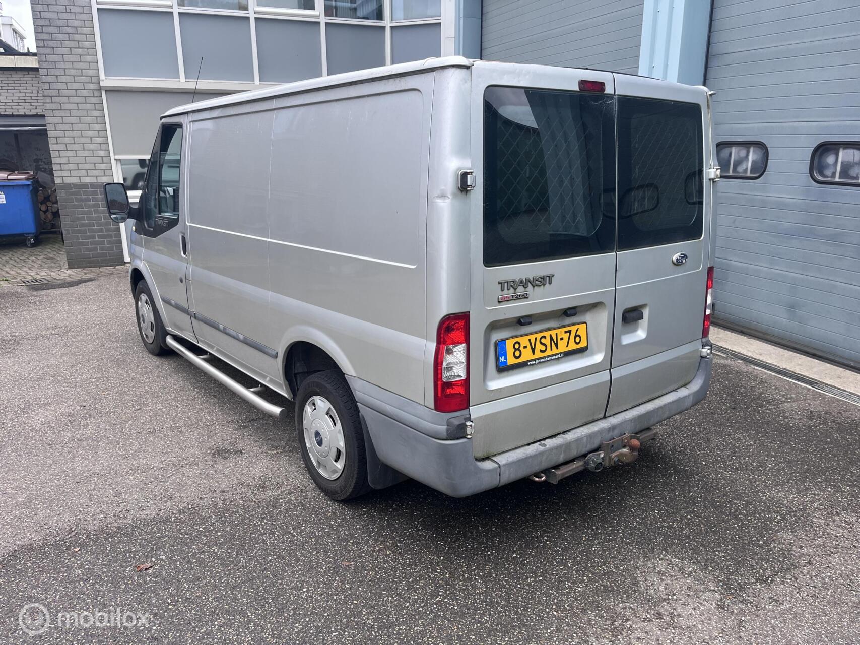 Foto van Ford Transit 260s Van 85dpf LR 4.23