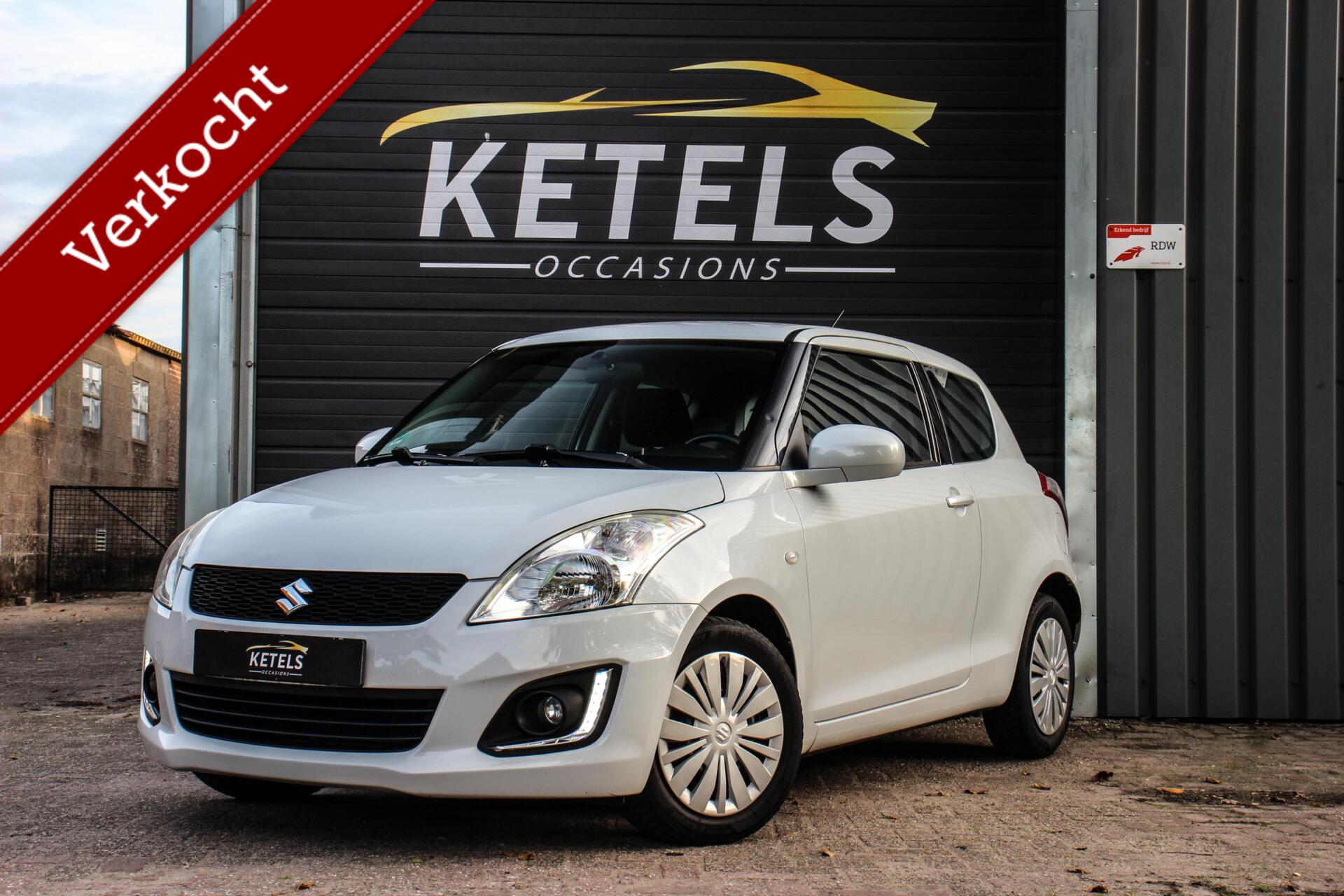 Suzuki Swift 1.2 Comfort Airco / Cruise / Hele nette staat 2015 - voorkant