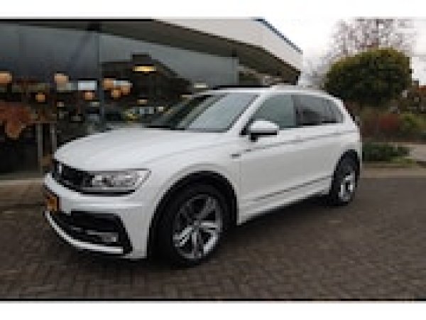 Volkswagen Tiguan 1.5 TSI ACT Highline Business R 2019 - voorkant