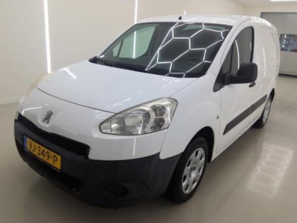 Foto van Peugeot Partner