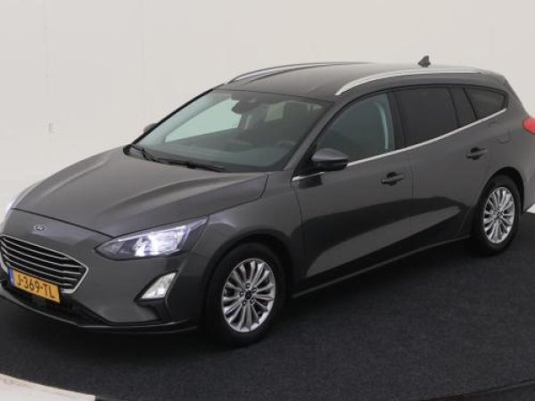 Ford Focus 1.0 EcoBoost Hybrid Titanium X Business 2020 - voorkant