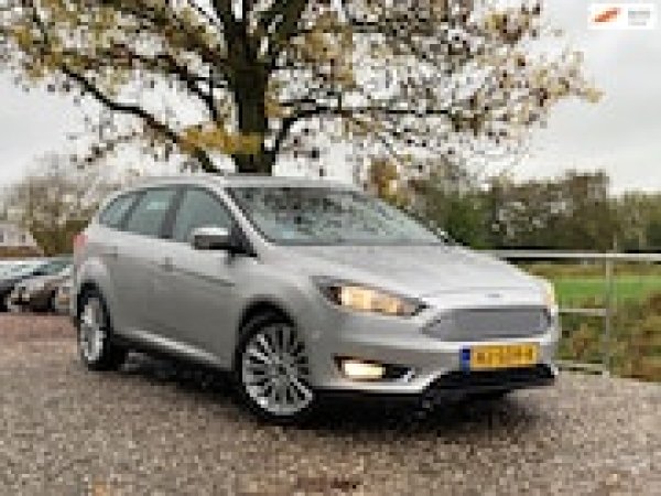 Ford Focus 1.0 Titanium Edition 2015 - voorkant