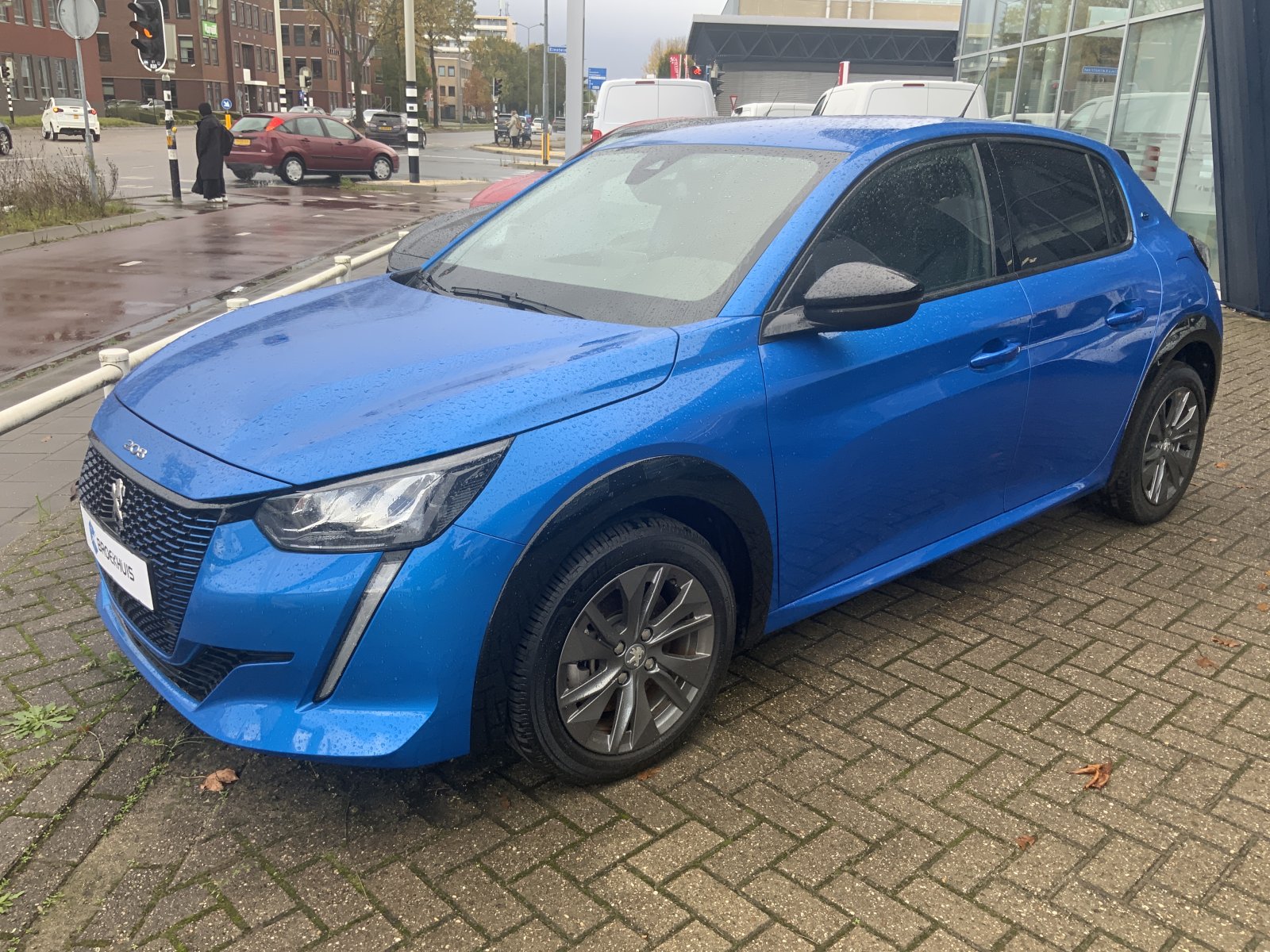 Peugeot E-208 EV Allure Pack 2022 - voorkant