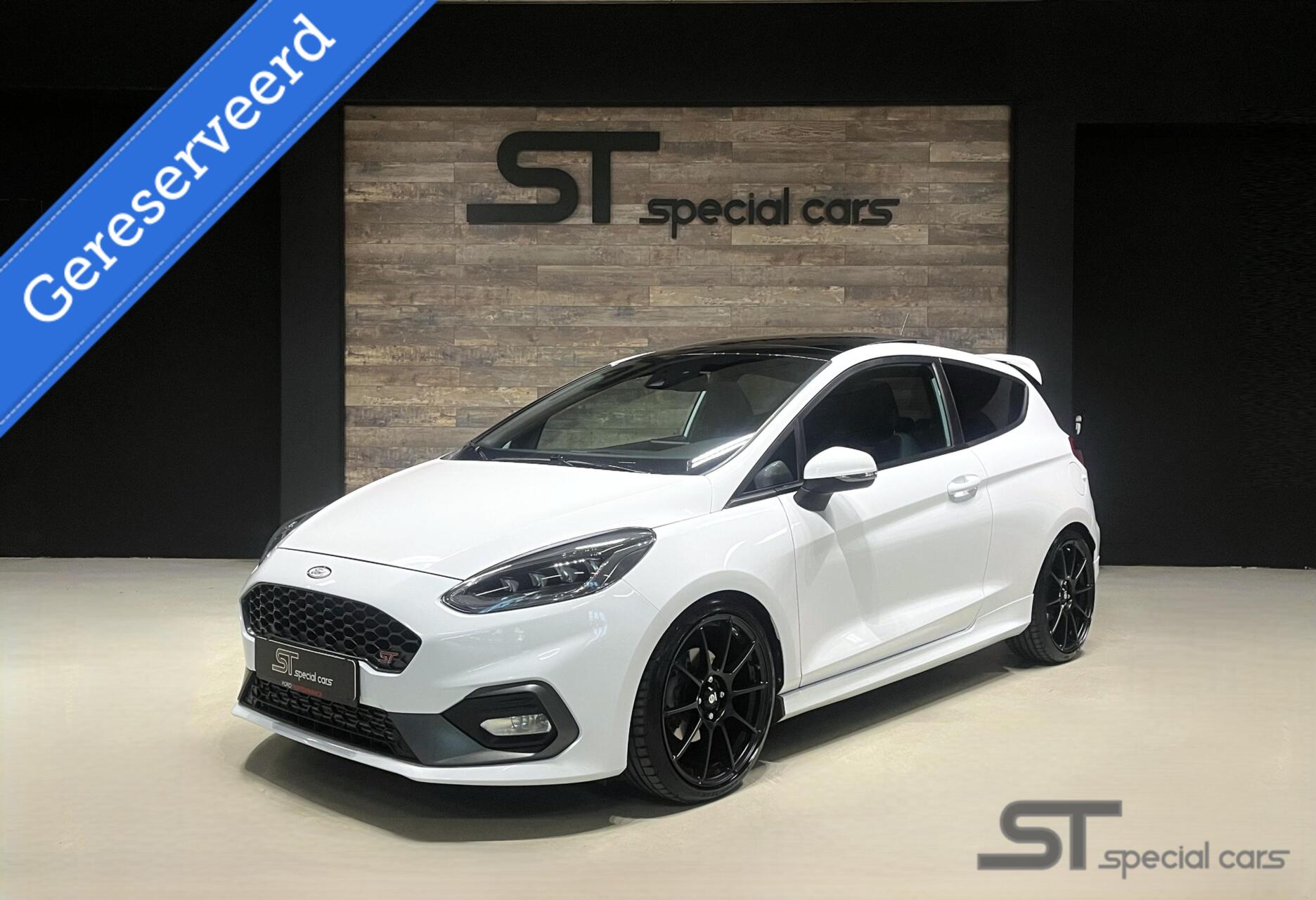 Ford Fiesta 1.5 EcoBoost ST|Pano|Launch|Sparco 18inch 2019 - voorkant