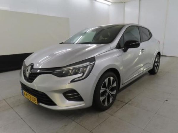 Renault Clio 1.0 TCe 90 Evolution 2022 - voorkant