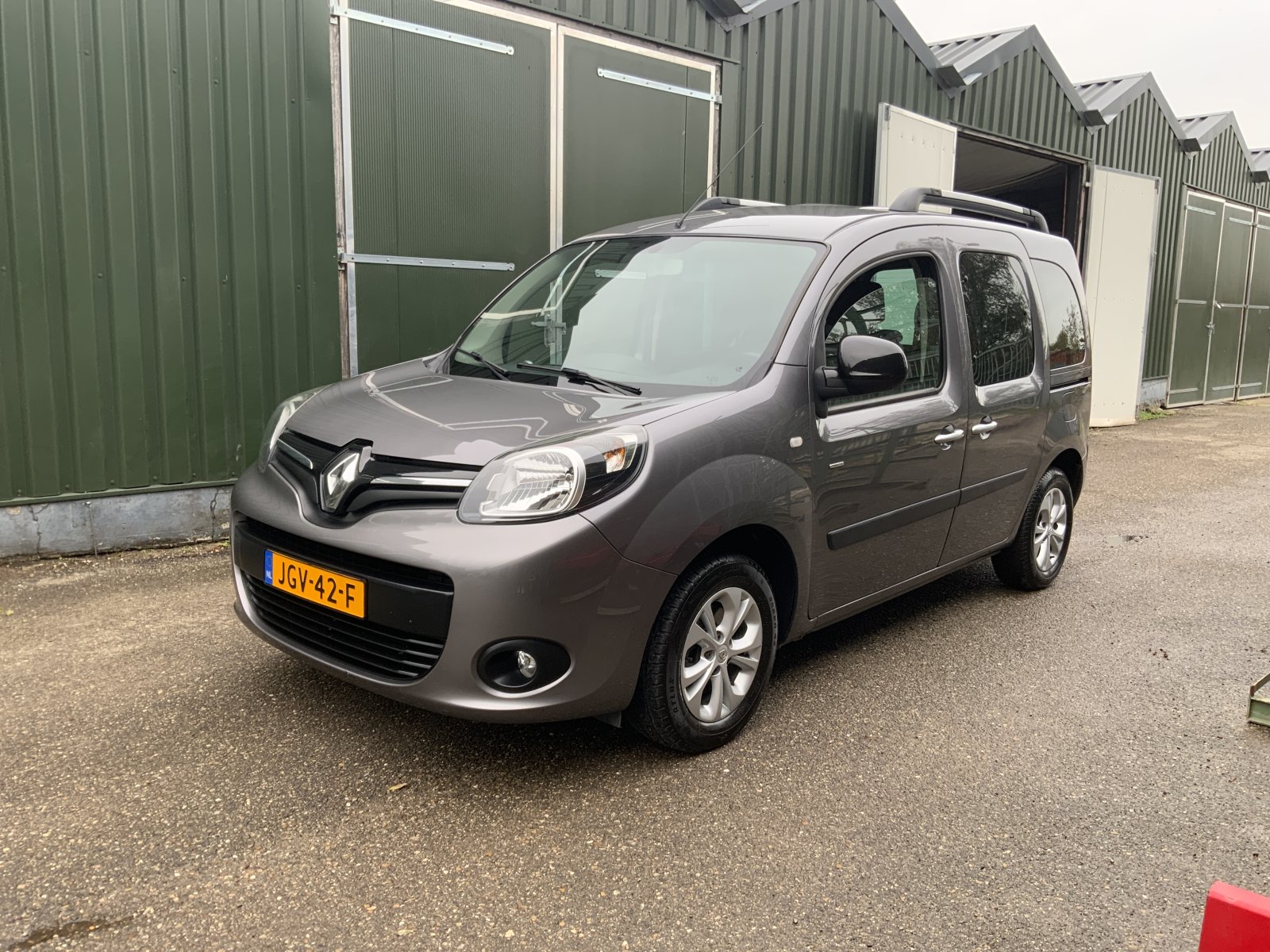 Renault Kangoo Family 1.2 TCe 2017 - voorkant