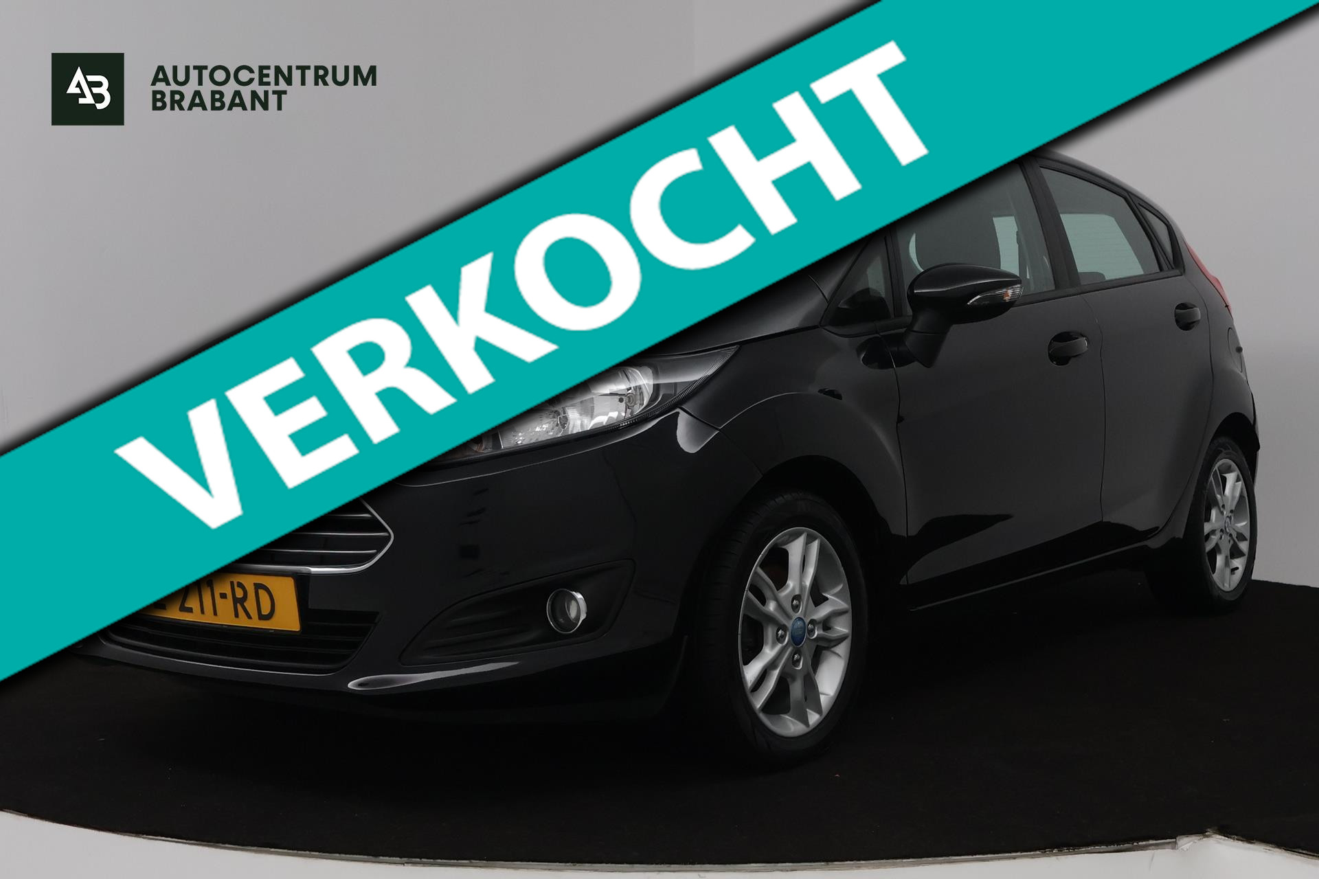 Ford Fiesta 1.25 (AIRCO, BLUETOOTH) 2015 - voorkant