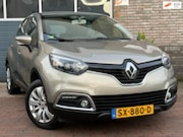 Renault Captur 0.9 TCe Dynamique 2014 - voorkant