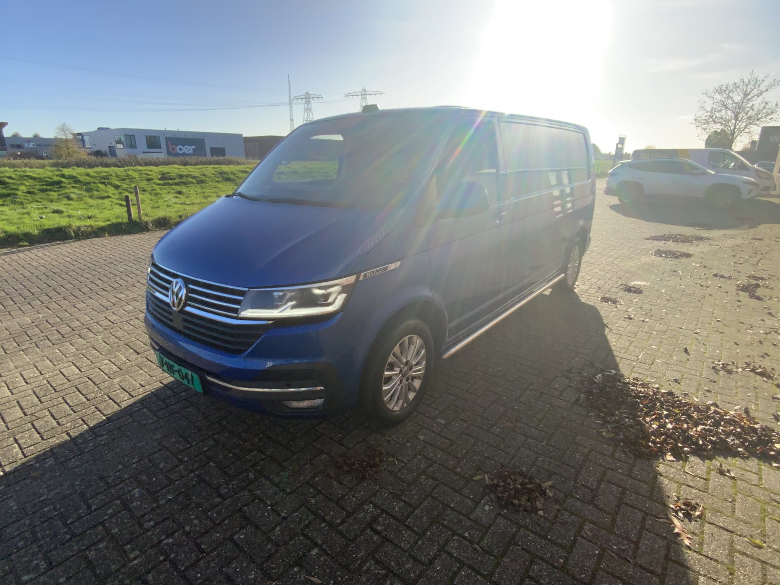 Volkswagen Transporter 2.0 TDI L2H1 Bu 2020 - voorkant