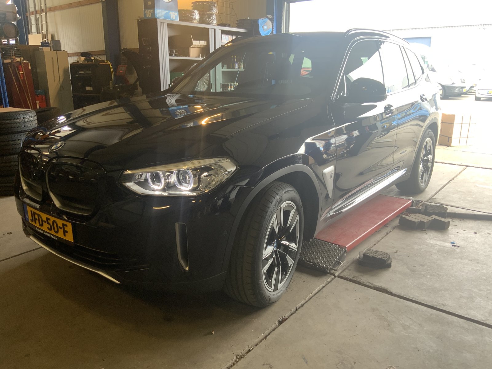 BMW Ix3 High Executive 2021 - voorkant