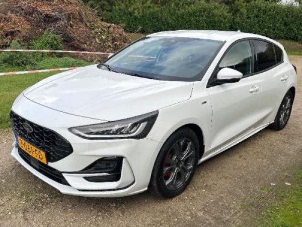 Ford Focus 1.0 EcoBoost Hybrid ST Line X 2024 - voorkant