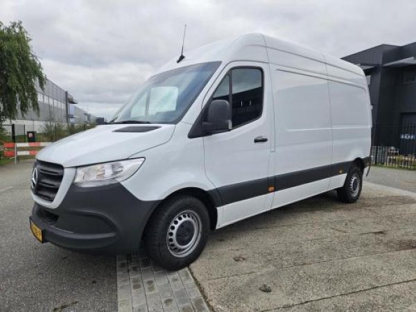 Mercedes-Benz Sprinter 315 1.9 CDI L2H2 2023 - voorkant