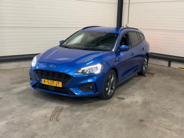 Ford Focus 1.5 EcoBoost ST Line X Business 2021 - voorkant