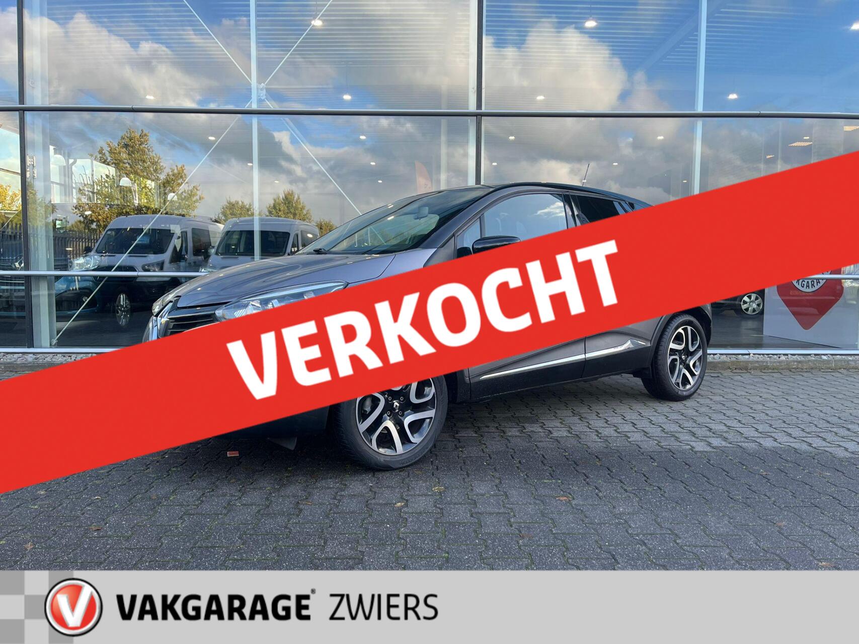 Renault Captur 1.2 TCe Helly Hansen 2015 - voorkant