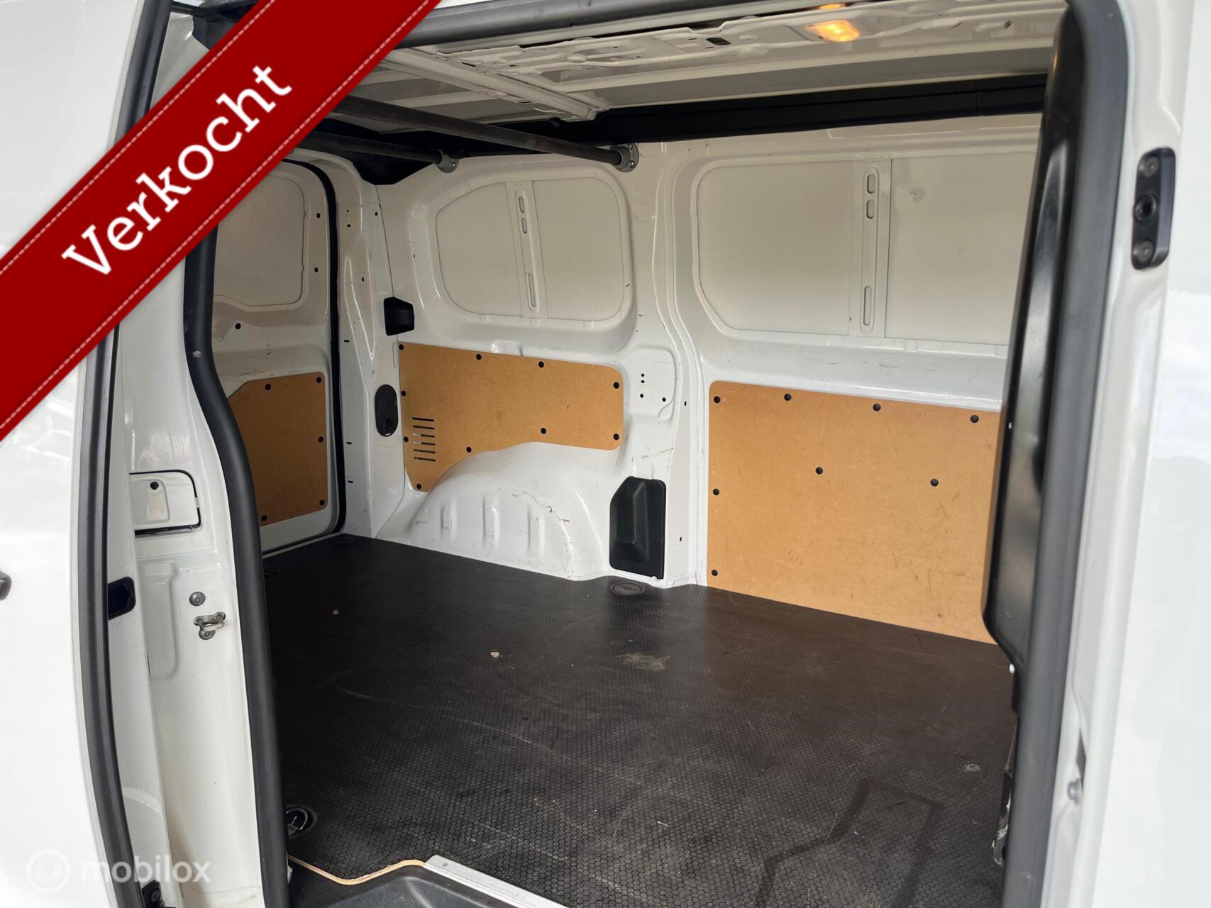 Foto van Peugeot Expert Bestel