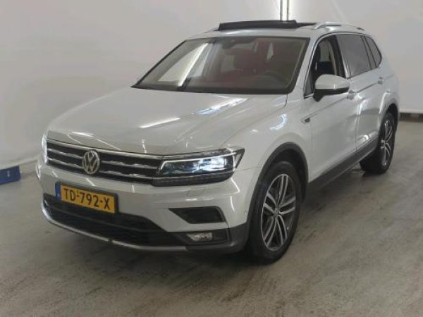 Volkswagen Tiguan 1.4 TSI Comfortline Business 2018 - voorkant