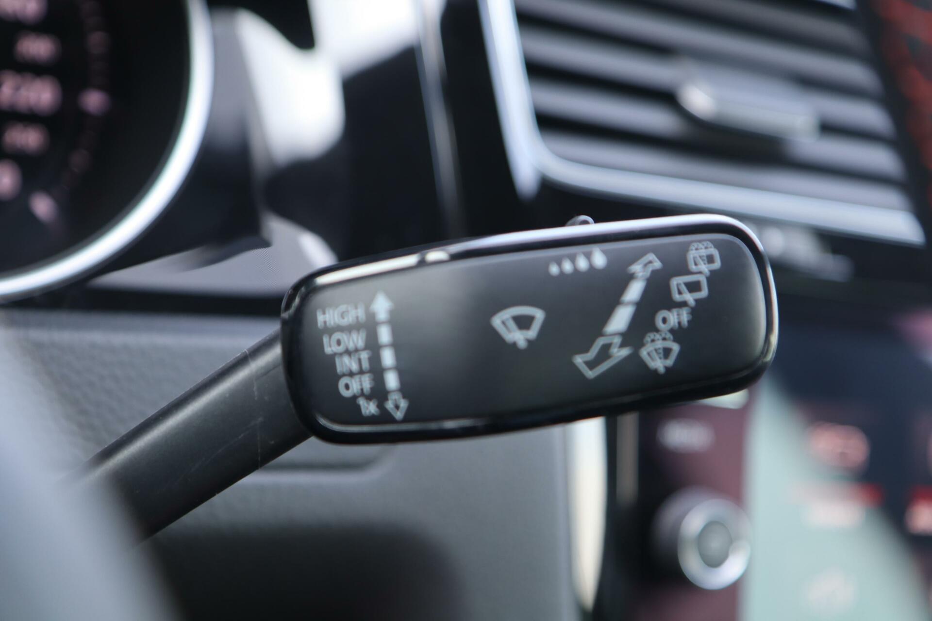 Foto van Volkswagen Golf 7.5