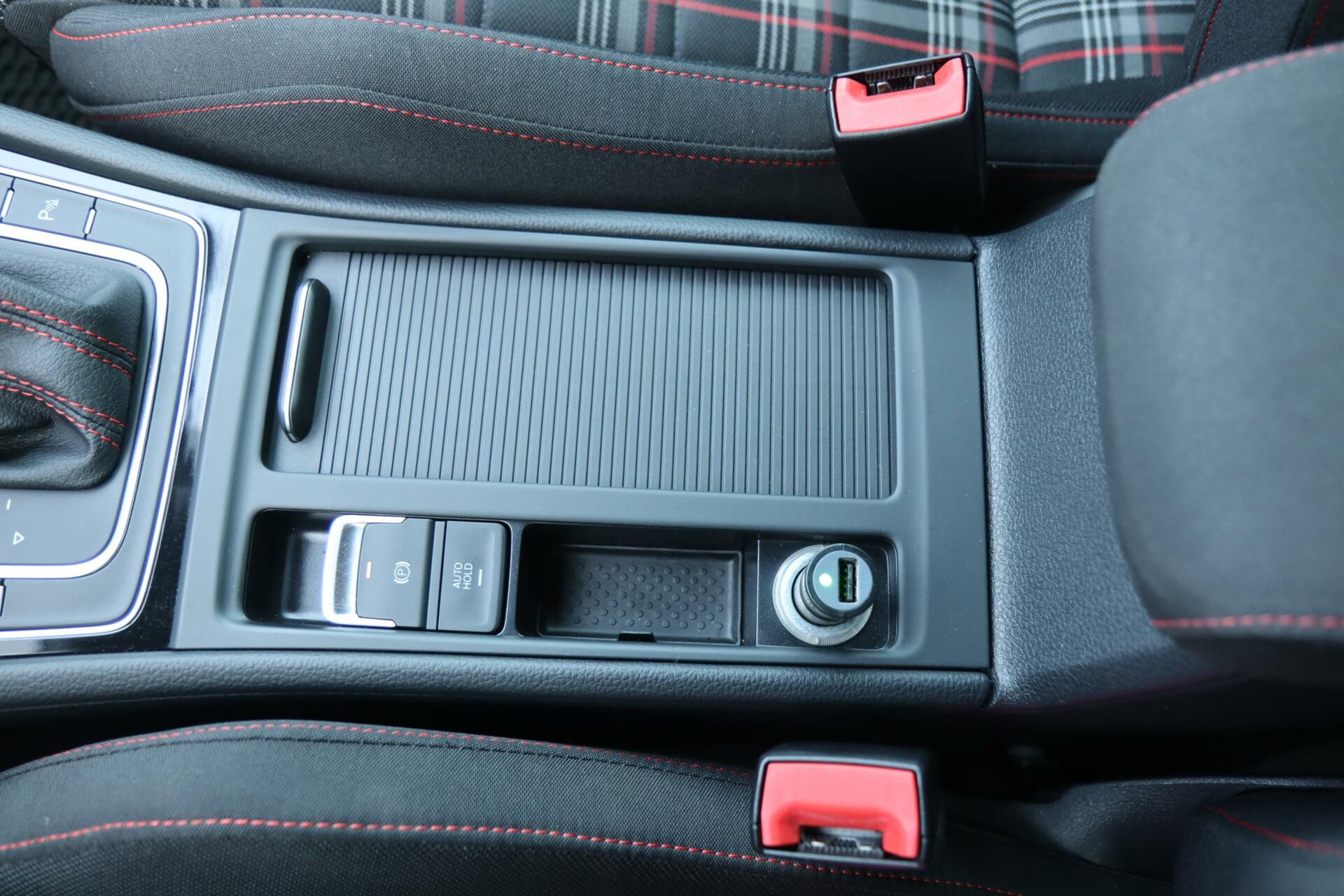 Foto van Volkswagen Golf 7.5