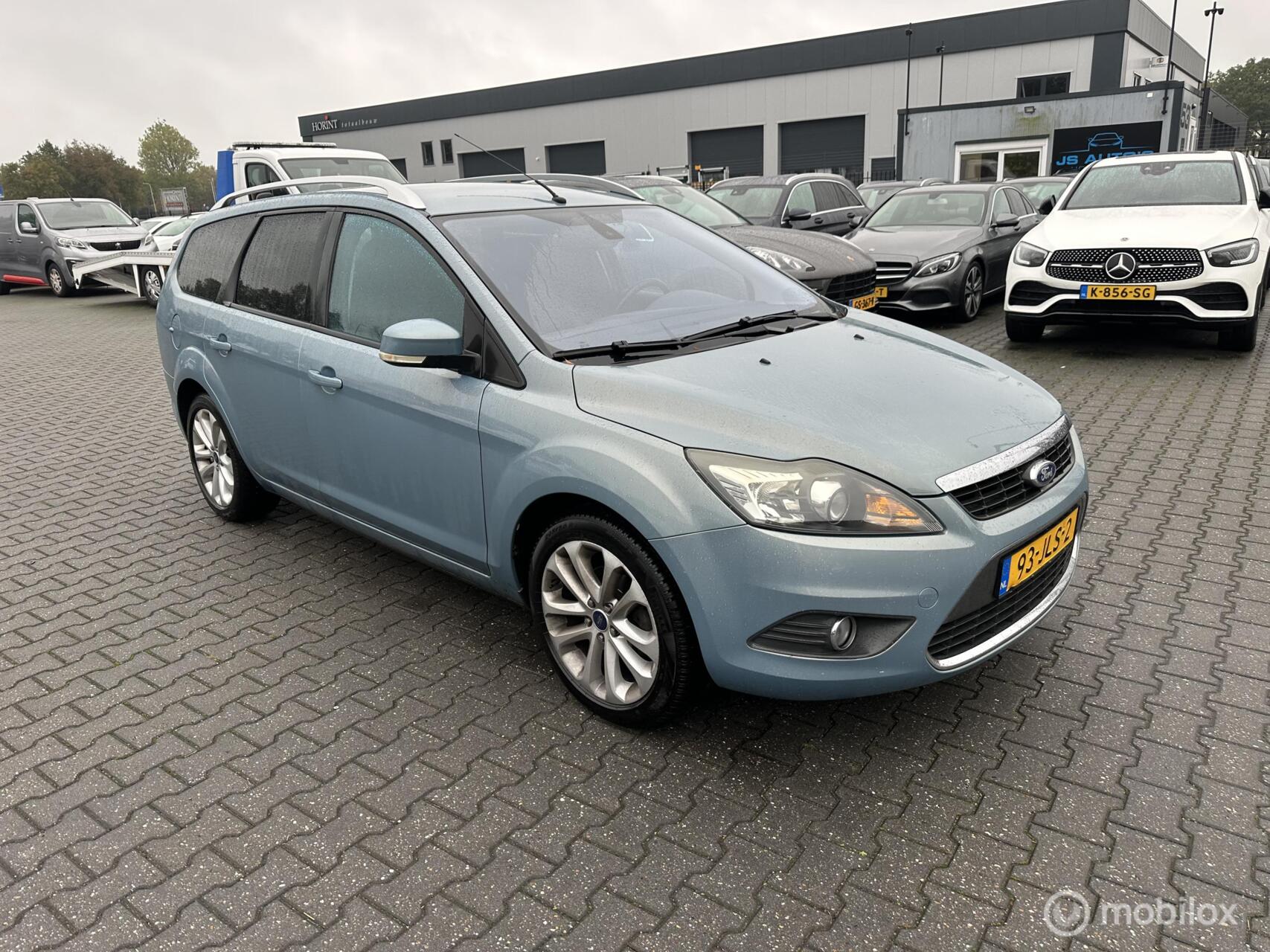 Foto van FORD FOCUS