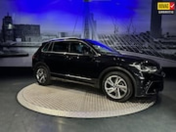 Volkswagen Tiguan 1.5 TSI R-Line 2021 - voorkant
