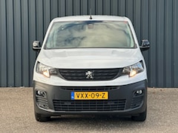 Foto van Peugeot Partner