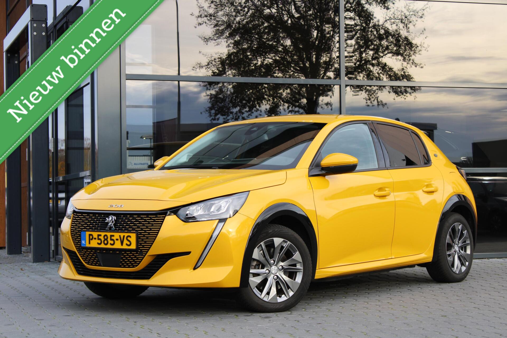 Peugeot 208 Allure 50 kWh 3-Fase | Navi | Camera| Carplay 2021 - voorkant