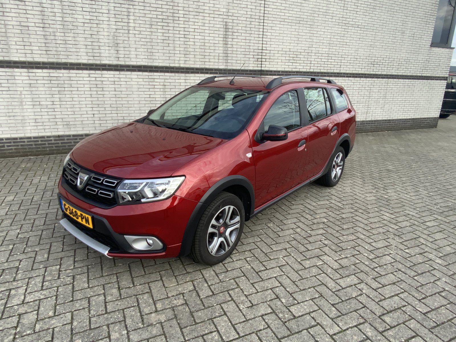 Dacia Logan MCV 0.9 TCe Tech Road 2019 - voorkant