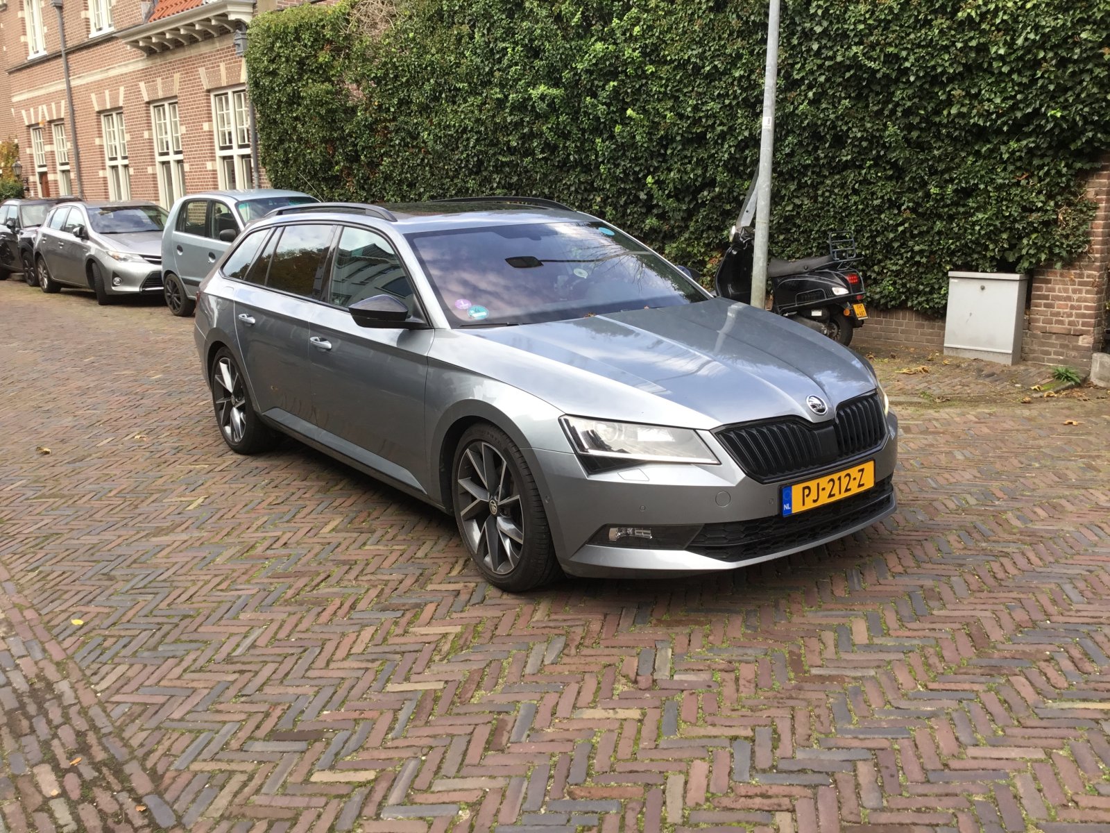 Inspectiefoto van Skoda Superb Combi