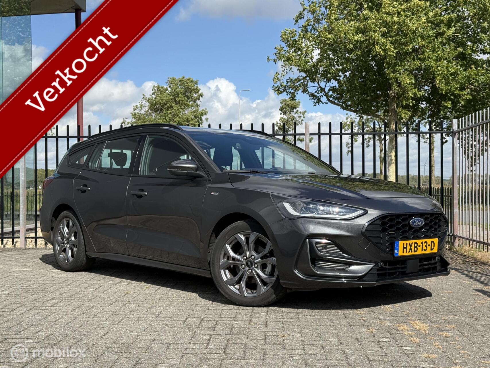 Ford Focus 1.0 Hybrid ST Line | Groot scherm | Camera 2023 - voorkant