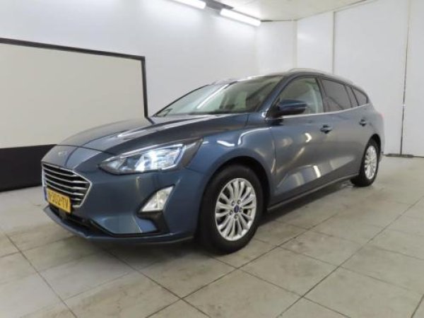 Ford Focus 1.0 EcoBoost ST Line Business 2022 - voorkant