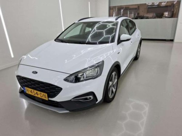 Ford Focus 1.5 EcoBoost Active Business 2020 - voorkant