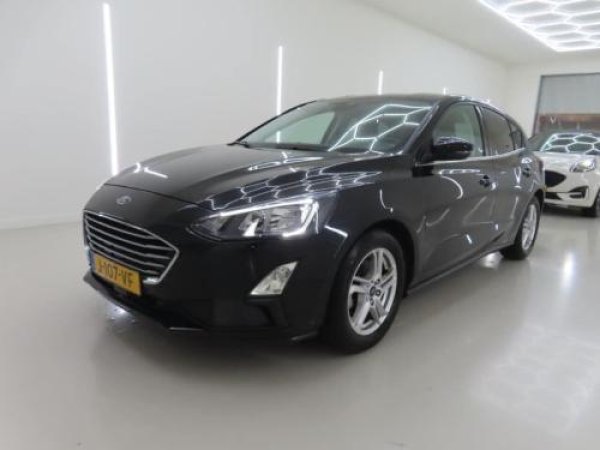 Ford Focus 1.0 EcoBoost Trend Edition Business 2020 - voorkant