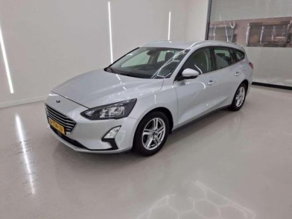 Ford Focus 1.0 EcoBoost Hybrid Trend Edition Business 2021 - voorkant