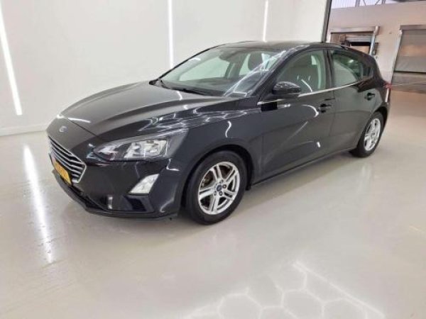 Ford Focus 1.0 EcoBoost Hybrid Trend Edition Business 2020 - voorkant
