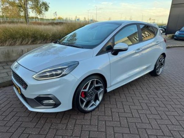 Ford Fiesta 1.5 EcoBoost ST-3 2019 - voorkant