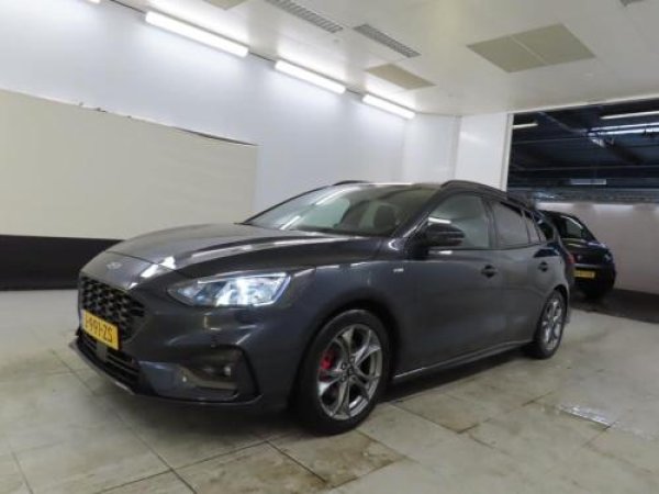 Ford Focus 1.0 EcoBoost Hybrid ST Line X Business 2020 - voorkant