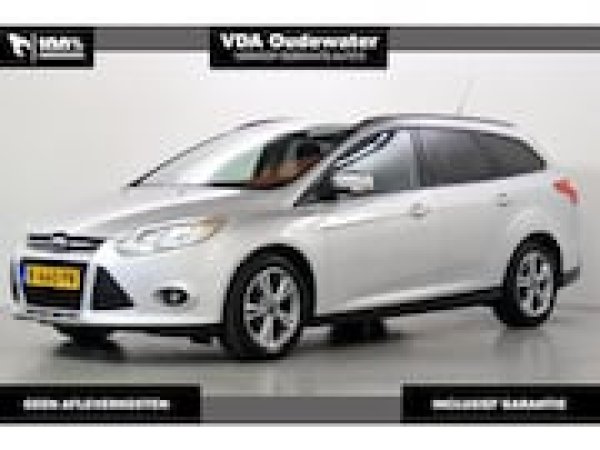 Ford Focus 1.0 EcoBoost Lease Titanium 2013 - voorkant