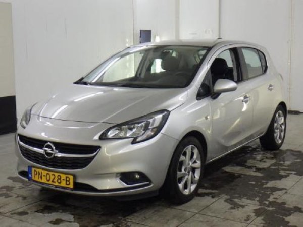 Opel Corsa 1.4 Innovation 2017 - voorkant