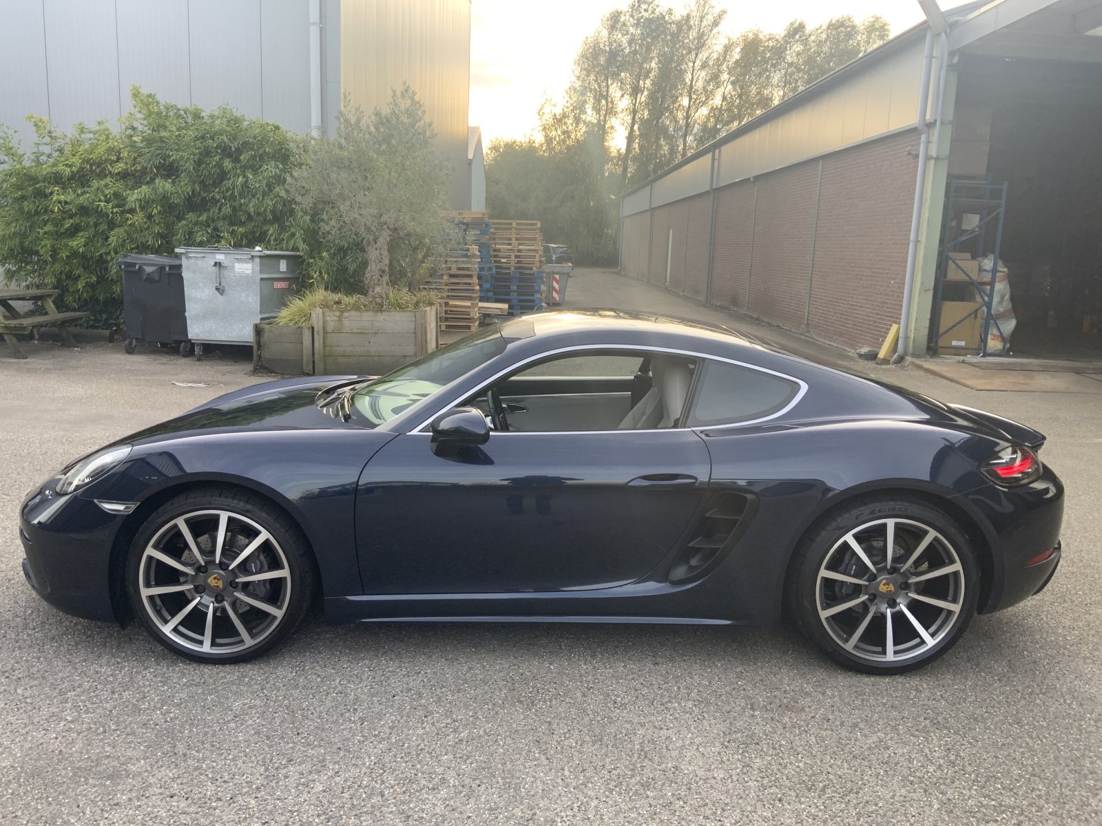 Inspectiefoto van Porsche 718 Cayman
