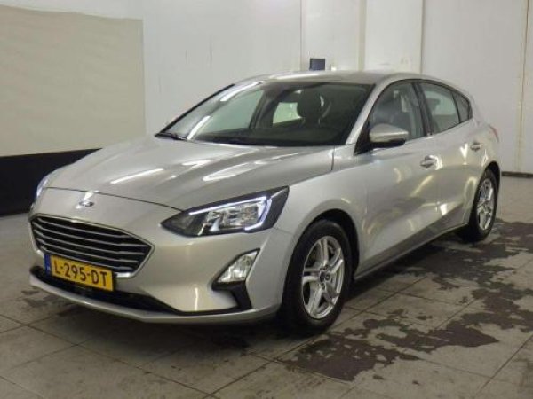 Ford Focus 1.0 EcoBoost Trend Edition Business 2021 - voorkant