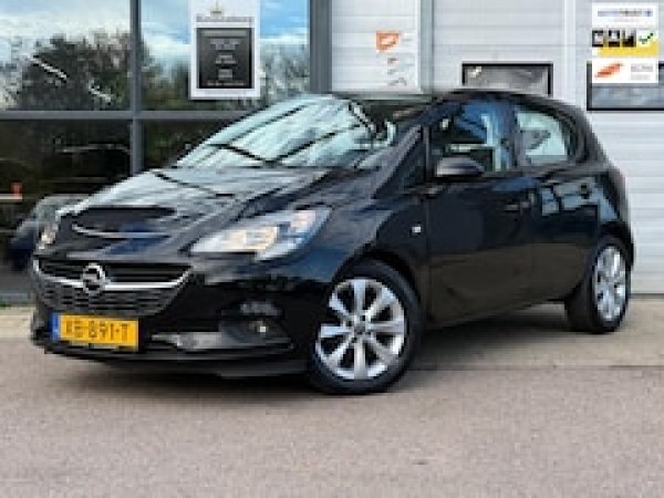 Opel Corsa 1.4 Favourite 2018 - voorkant